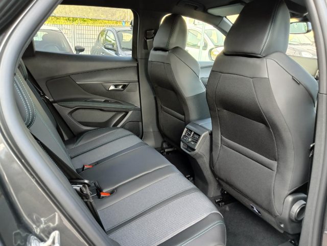 PEUGEOT 3008 usata, con Interni in pelle