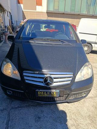 MERCEDES-BENZ A 180 CDI Elegance