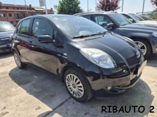 TOYOTA Yaris usata, con Airbag laterali