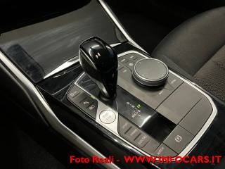 BMW 330 usata, con USB