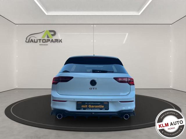 VOLKSWAGEN Golf usata, con Autoradio