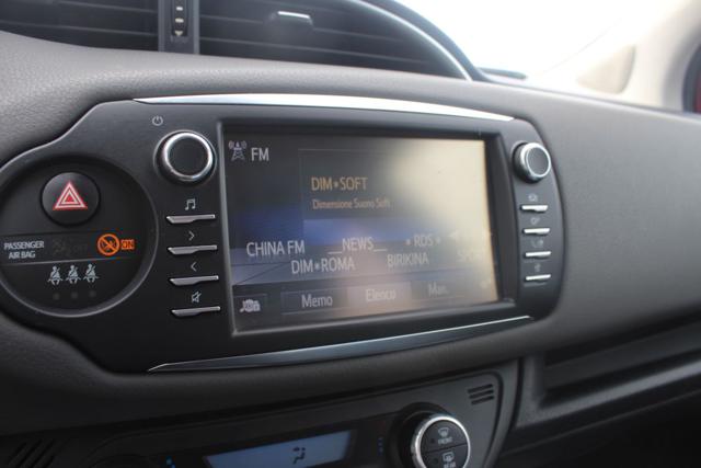 TOYOTA Yaris usata, con Specchietti laterali elettrici