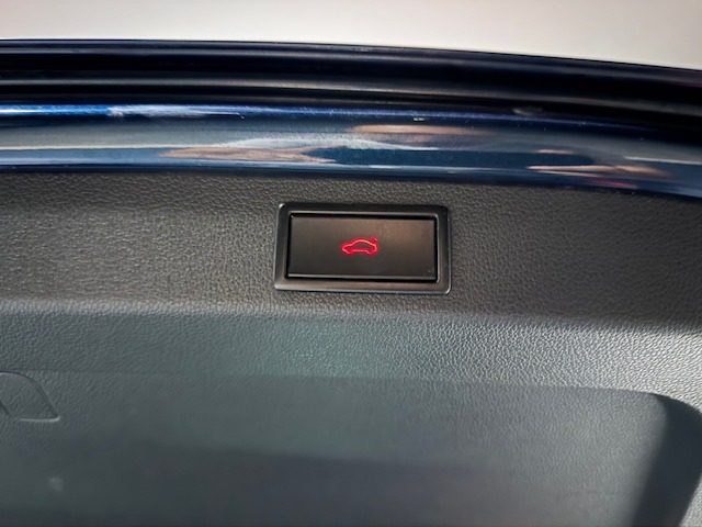 SKODA Superb usata, con USB
