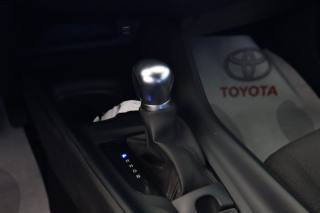 TOYOTA C-HR usata, con Specchietti laterali elettrici