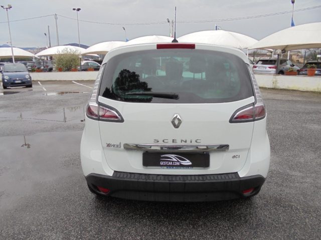RENAULT Scenic usata, con Specchietti laterali elettrici