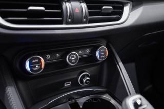 ALFA ROMEO Stelvio usata, con Volante in pelle