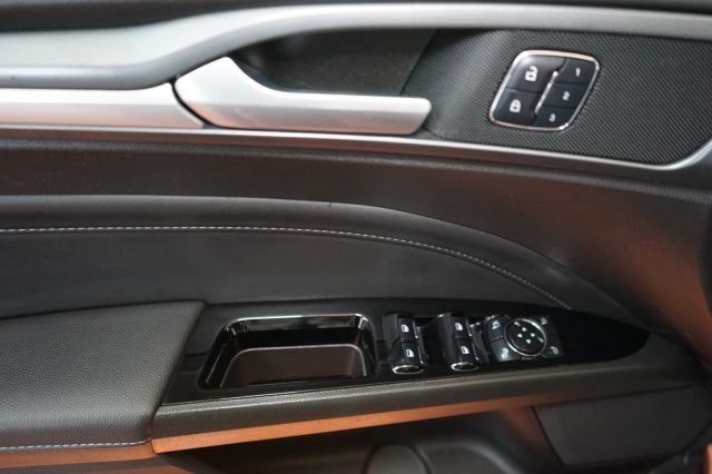 FORD Mondeo usata, con Controllo vocale