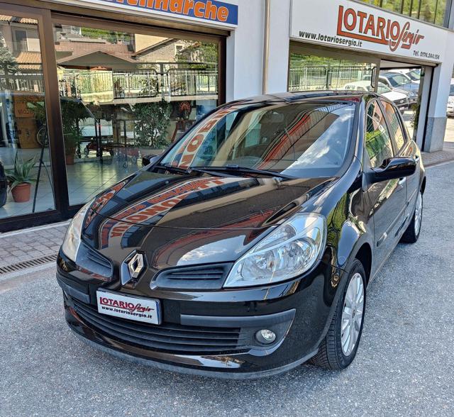 RENAULT Clio usata, con ABS