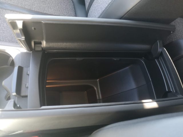 PEUGEOT 3008 usata, con Bracciolo