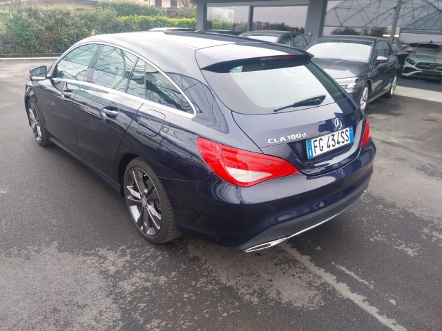 MERCEDES-BENZ CLA 180 usata, con Airbag