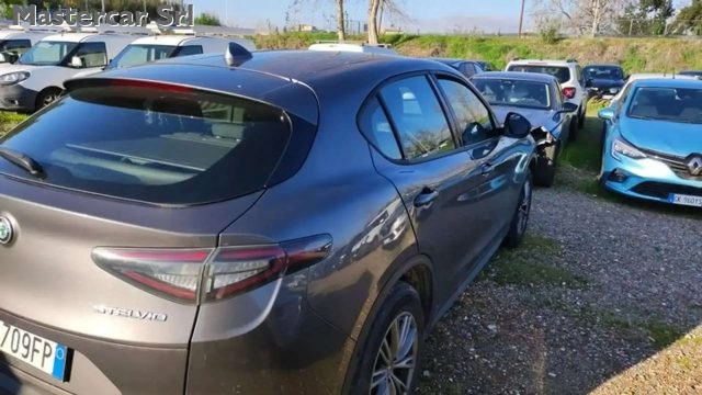 ALFA ROMEO Stelvio usata, con Airbag Passeggero