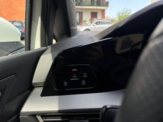VOLKSWAGEN Golf usata, con Fari LED