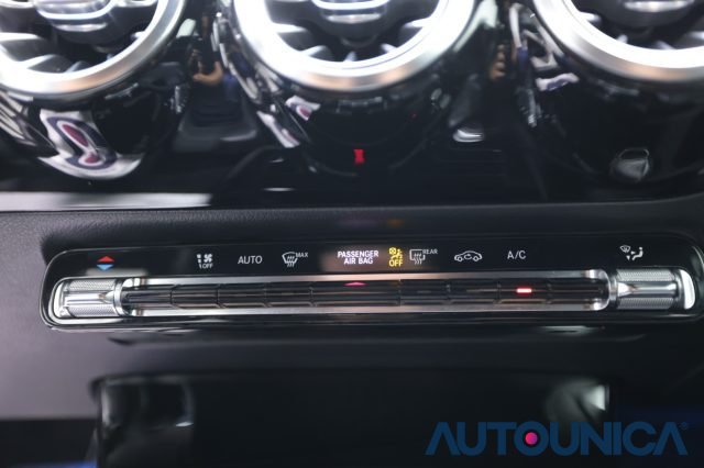 MERCEDES-BENZ A 180 usata, con Chiusura centralizzata telecomandata