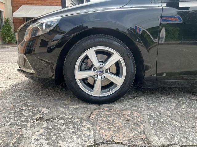 VOLVO V40 usata, con USB