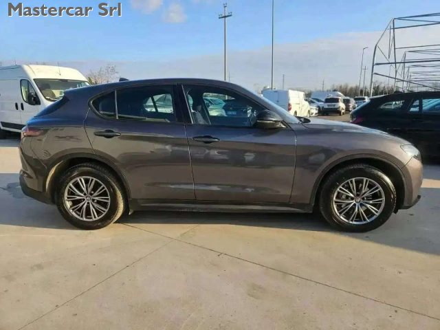 ALFA ROMEO Stelvio usata, con Boardcomputer