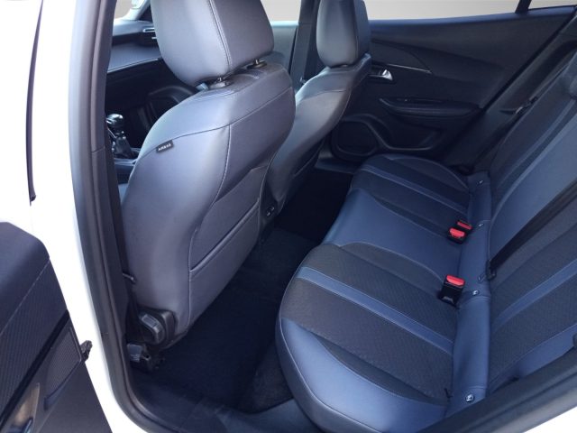 PEUGEOT 2008 usata, con Autoradio digitale