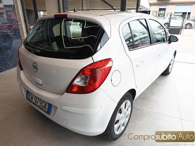 OPEL Corsa usata, con Climatizzatore