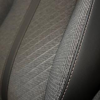 PEUGEOT 208 usata, con Controllo automatico clima