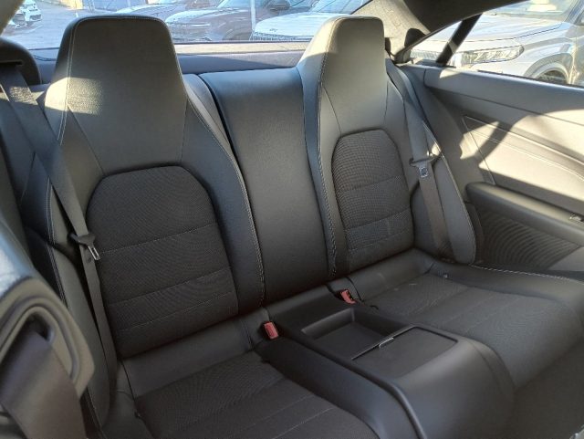 MERCEDES-BENZ E 220 usata, con Fendinebbia