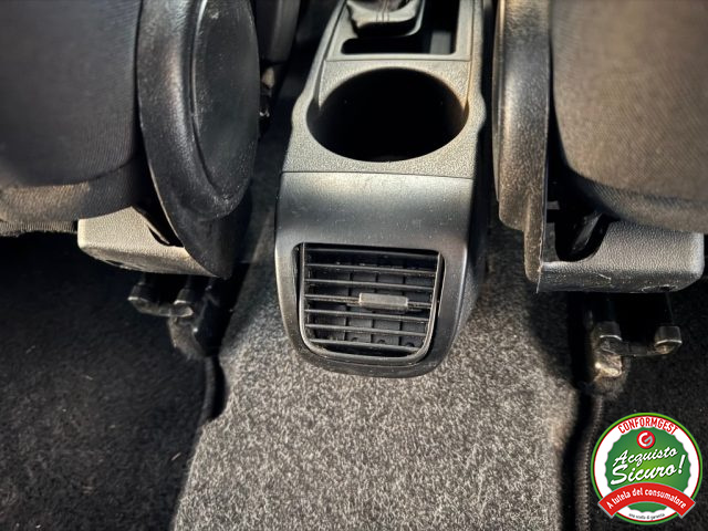 FIAT Doblo usata, con Sedile posteriore sdoppiato