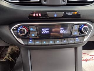 HYUNDAI i30 usata, con Telecamera per parcheggio assistito
