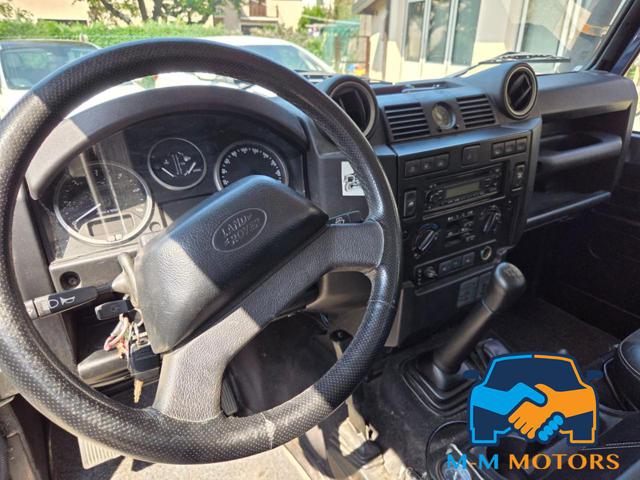 LAND ROVER Defender usata, con Servosterzo