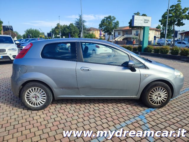 FIAT Grande Punto usata 17