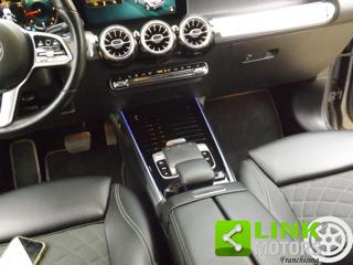 MERCEDES-BENZ GLB 200 usata 64