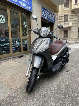 PIAGGIO Beverly 300 i.e.