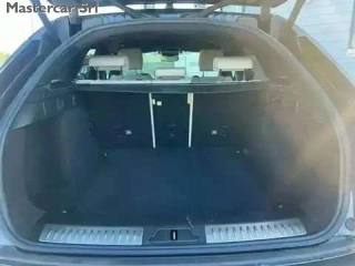 LAND ROVER Range Rover Velar usata, con Autoradio