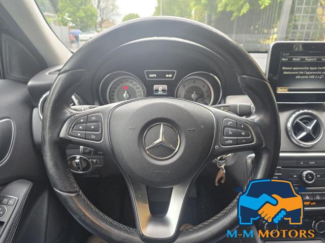 MERCEDES-BENZ GLA 180 usata, con Controllo trazione