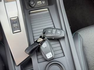 PEUGEOT 308 usata, con Sedili sportivi