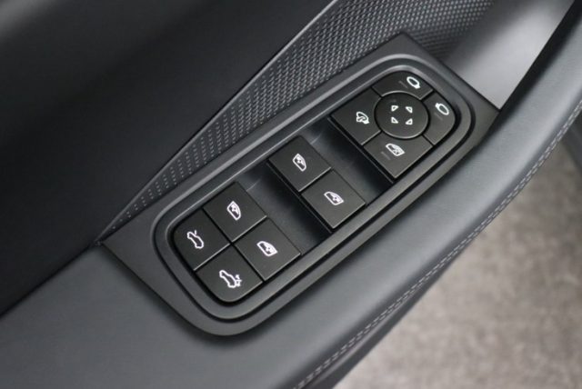 PORSCHE Macan usata, con Cruise Control