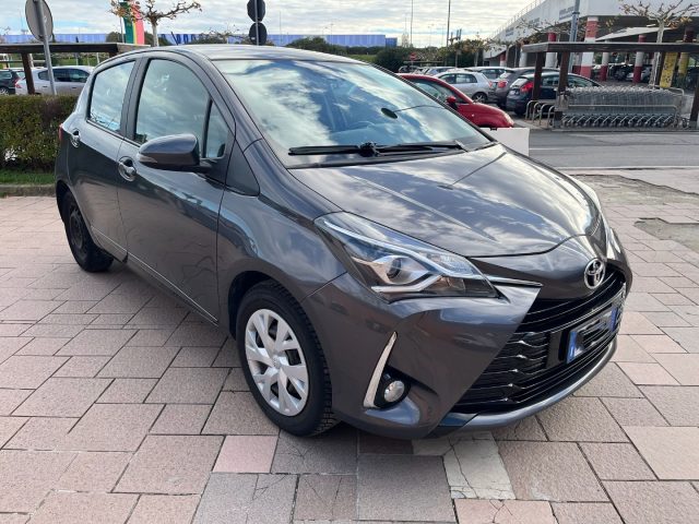 TOYOTA Yaris usata, con Airbag