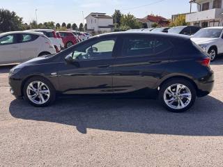 OPEL Astra usata, con Controllo trazione