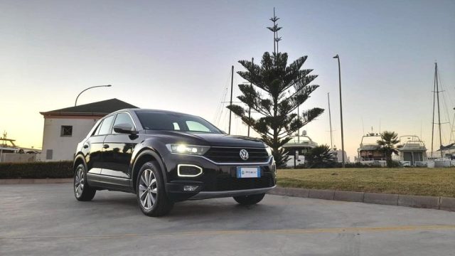 VOLKSWAGEN T-Roc usata, con Controllo automatico clima