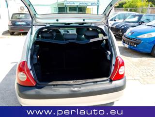 RENAULT Clio usata, con Lettore CD