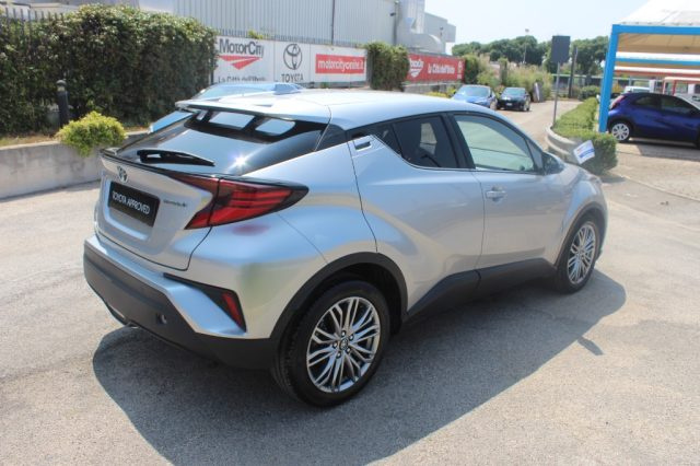TOYOTA C-HR usata, con Bracciolo