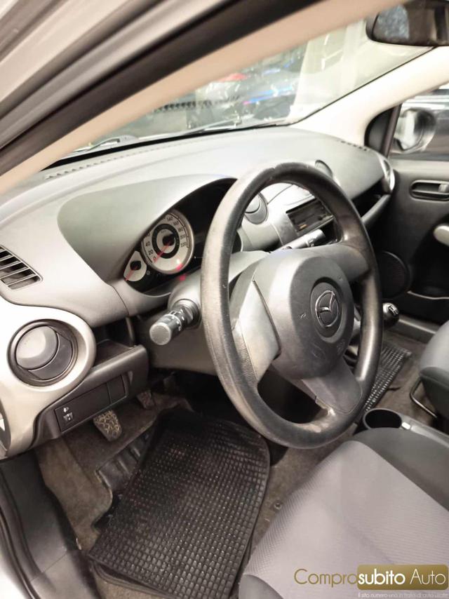 MAZDA 2 usata, con Specchietti laterali elettrici