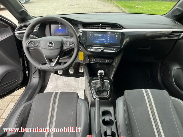 OPEL Corsa usata, con Touch screen