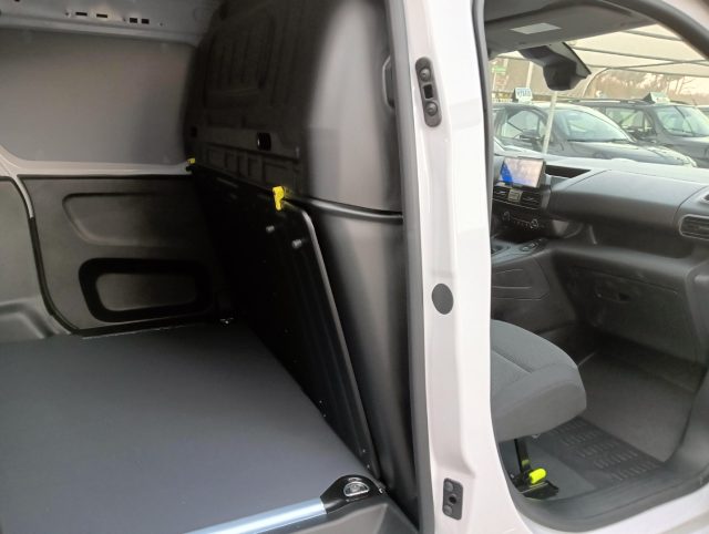 FIAT Doblo usata, con Fari LED