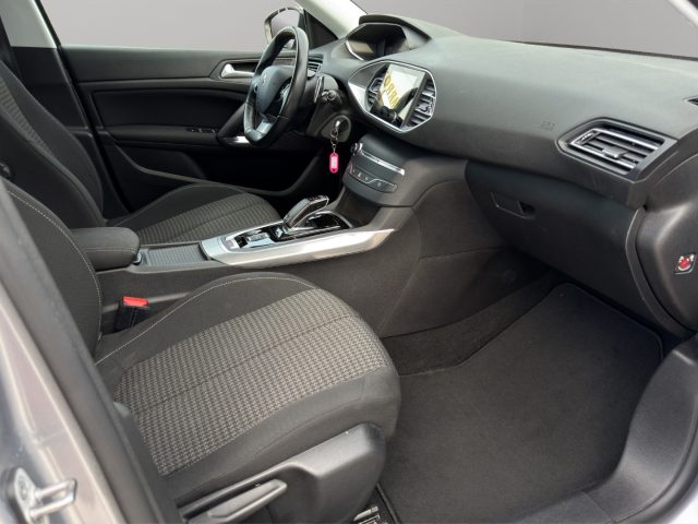 PEUGEOT 308 usata, con Cruise Control