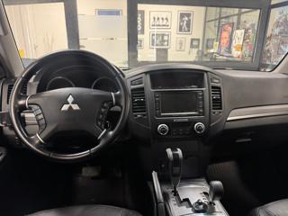 MITSUBISHI Pajero usata, con Chiusura centralizzata