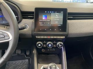 RENAULT Clio usata, con Park Distance Control