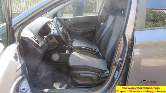 HYUNDAI i20 usata, con Cerchi in lega