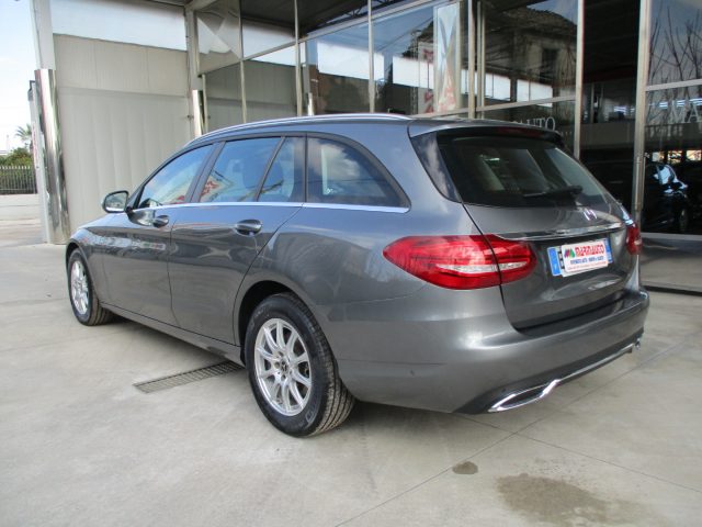 MERCEDES-BENZ C 200 usata, con Boardcomputer