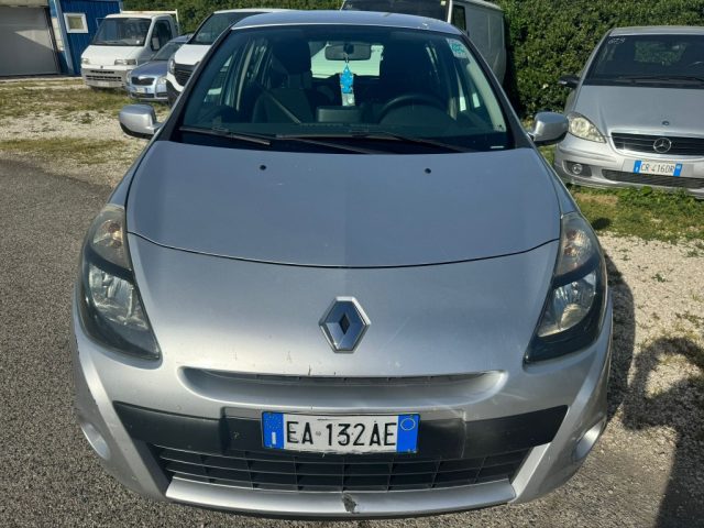 RENAULT Clio usata, con Airbag