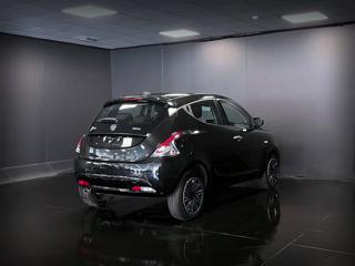 LANCIA Ypsilon usata, con Autoradio