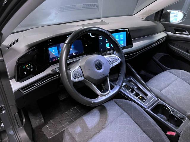 VOLKSWAGEN Golf usata, con Autoradio