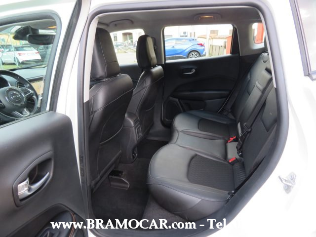 JEEP Compass usata, con Sedile posteriore sdoppiato